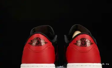 Low Retro Jordan Bred 1 0628